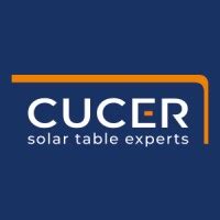 Hochwertiges Design und raffinierte Technik gehen bei Cucer Solar Tischen mit USB-Ladeausgängen.