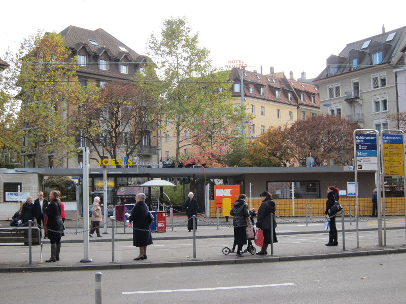Goldbrunnenplatz im Jahr 2012