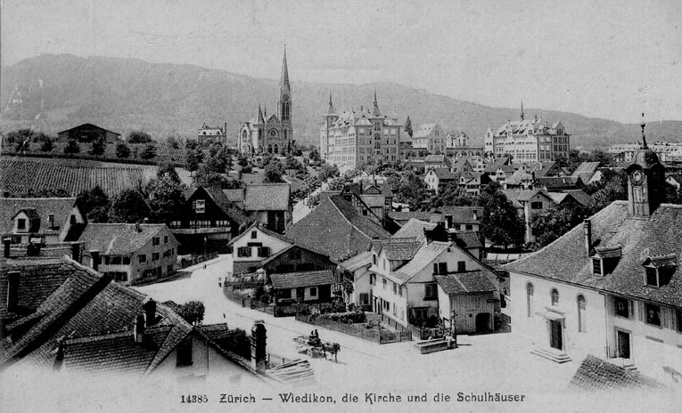 Schlossgasse und Bethaus im Jahr 1902
