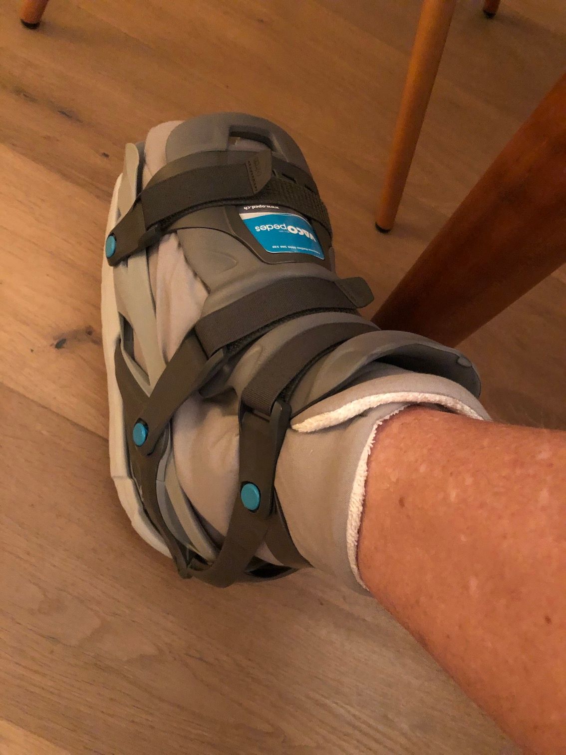 Fuß schuh gebrochener 💊 Behandlung