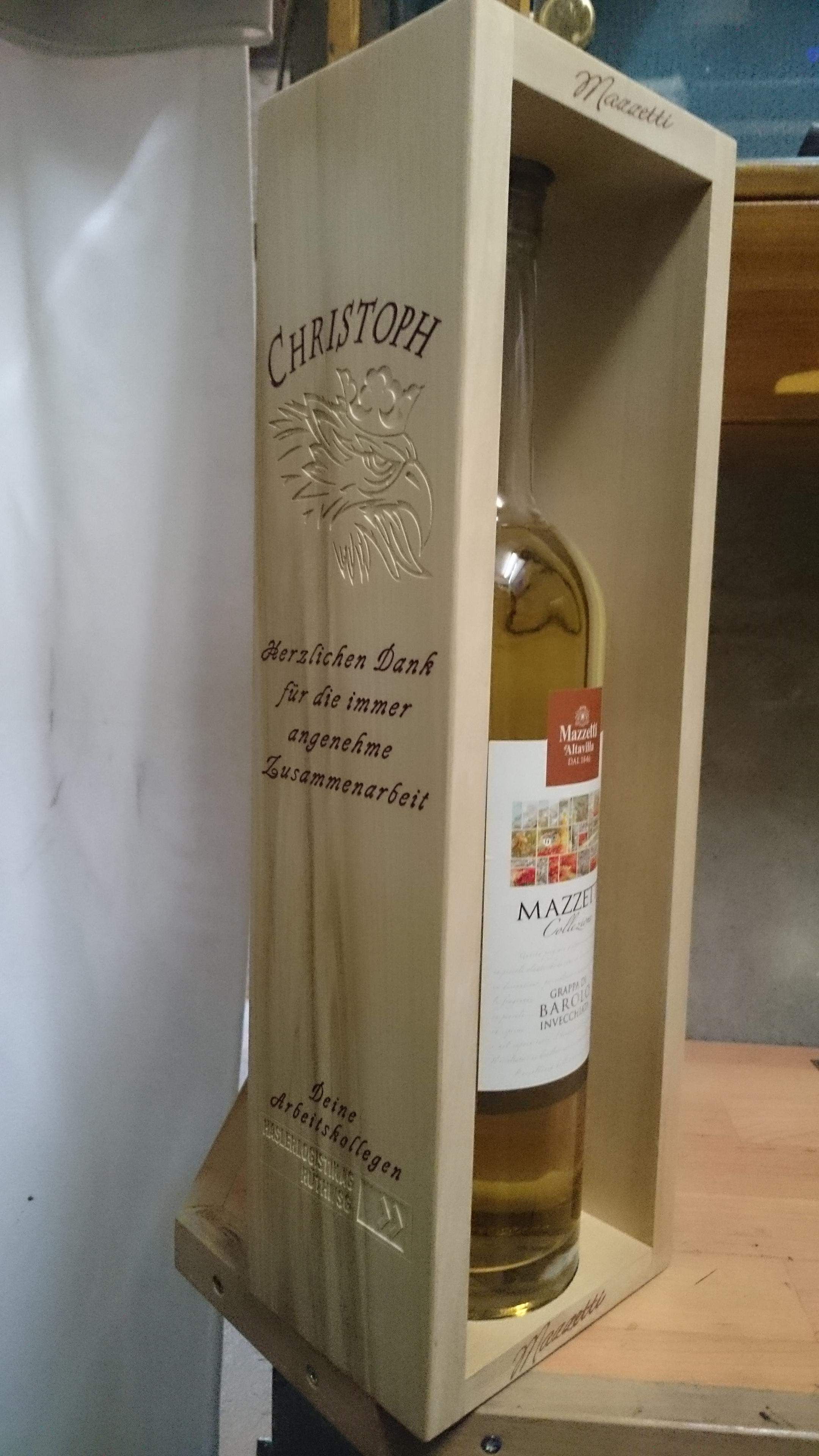 Verpackung 3L Grappa Flasche