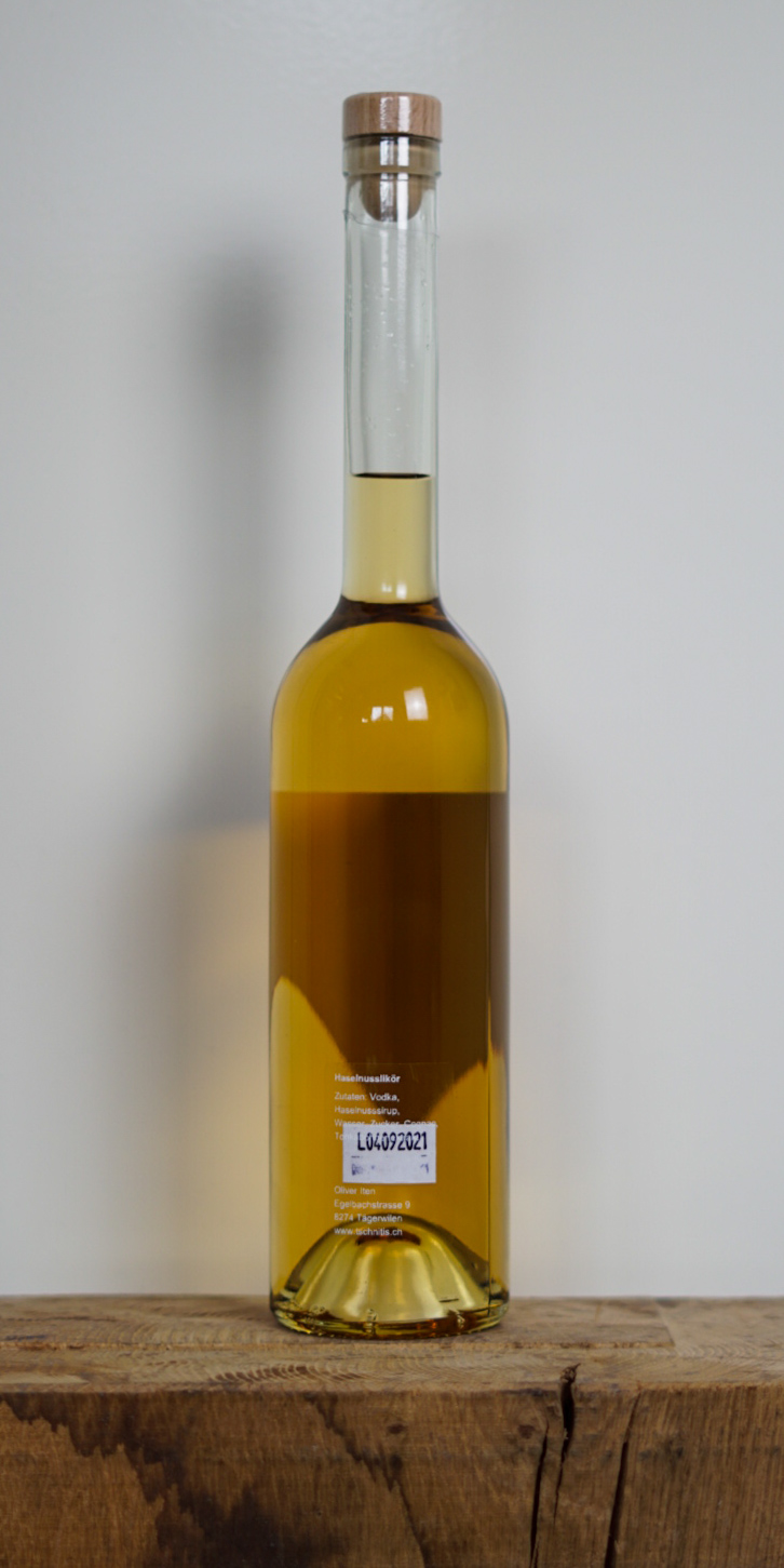 Tschniti's Haselnüssli Flasche 50cl