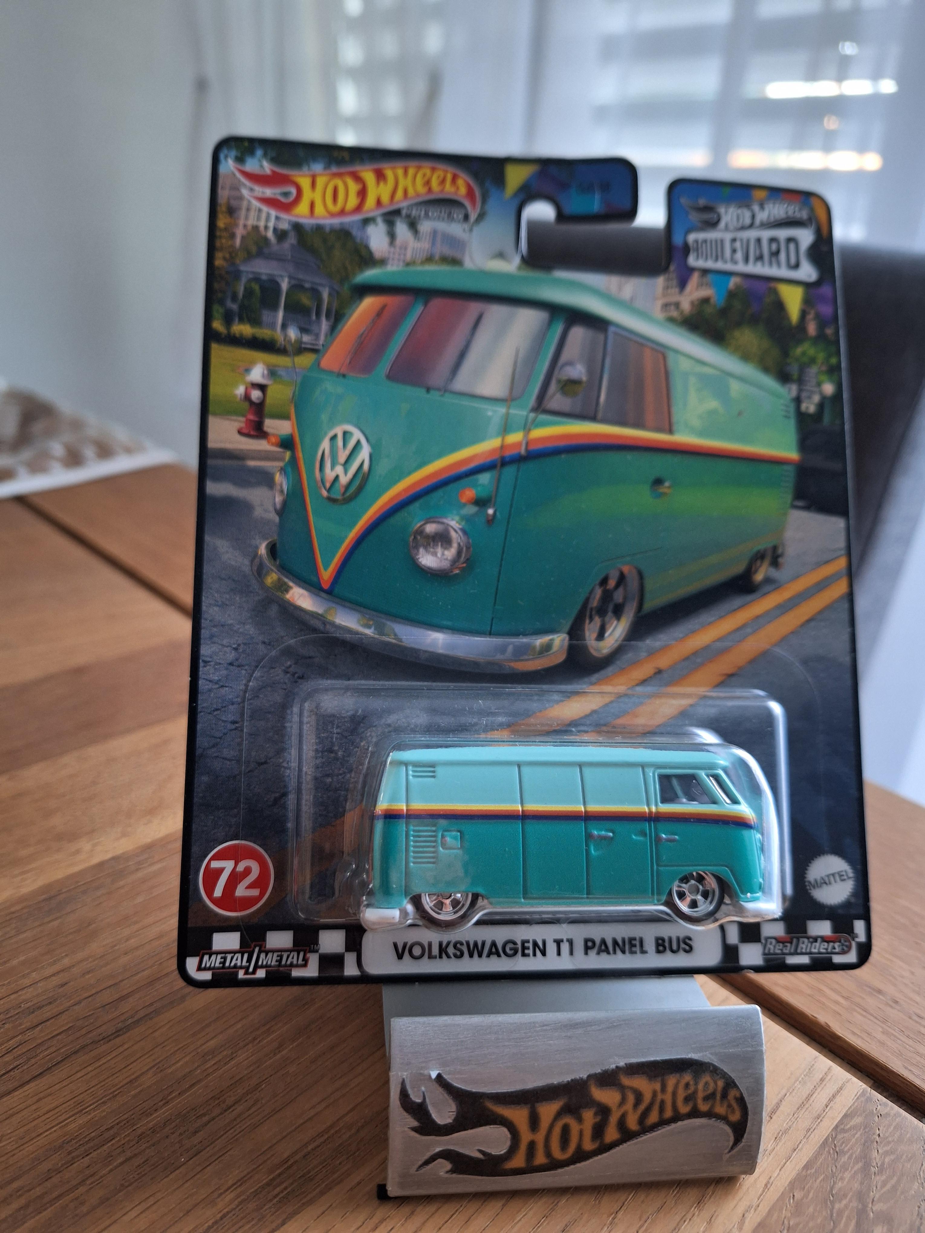 HW Premium Boulevard #72 Volkswagen T1 Panel Bus