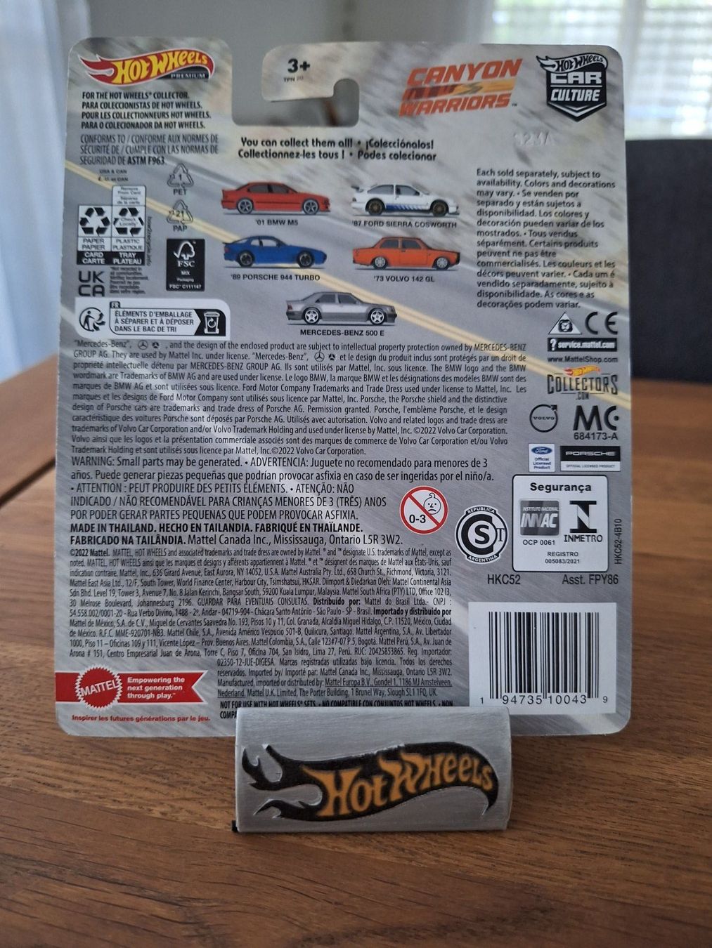 Hot Wheels Premium Canyon Warriors 2023 87 Ford Sierra Cosworth 2/5