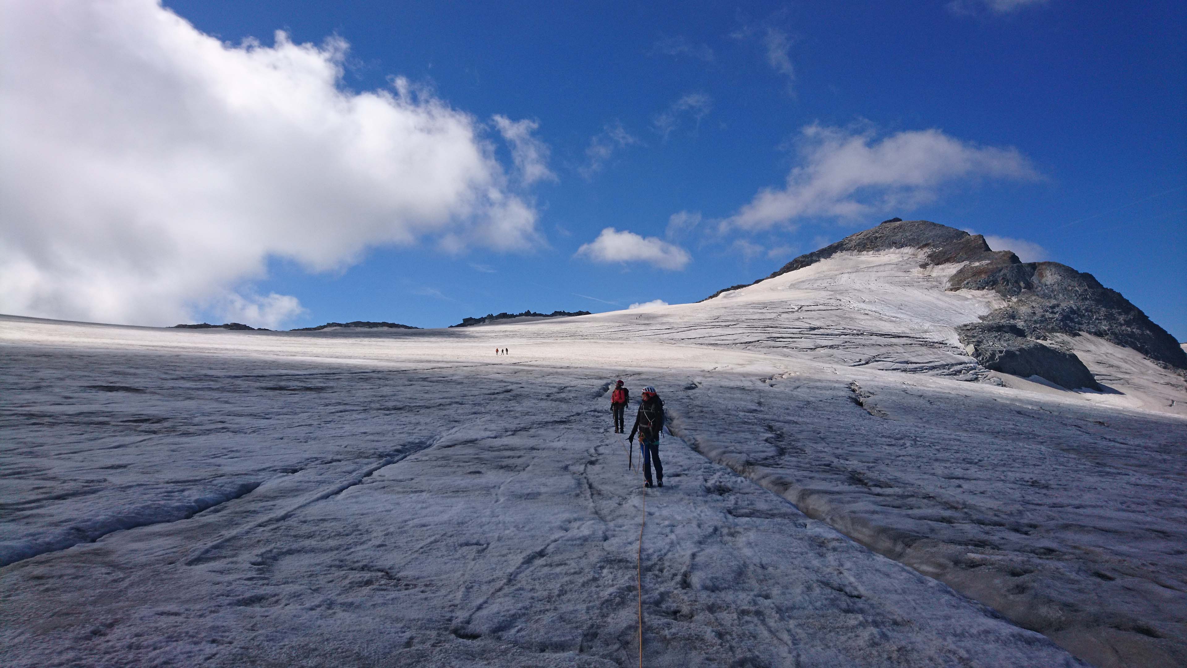 Ein schwieriger Sommer für die Gletscher & den Bergsport.