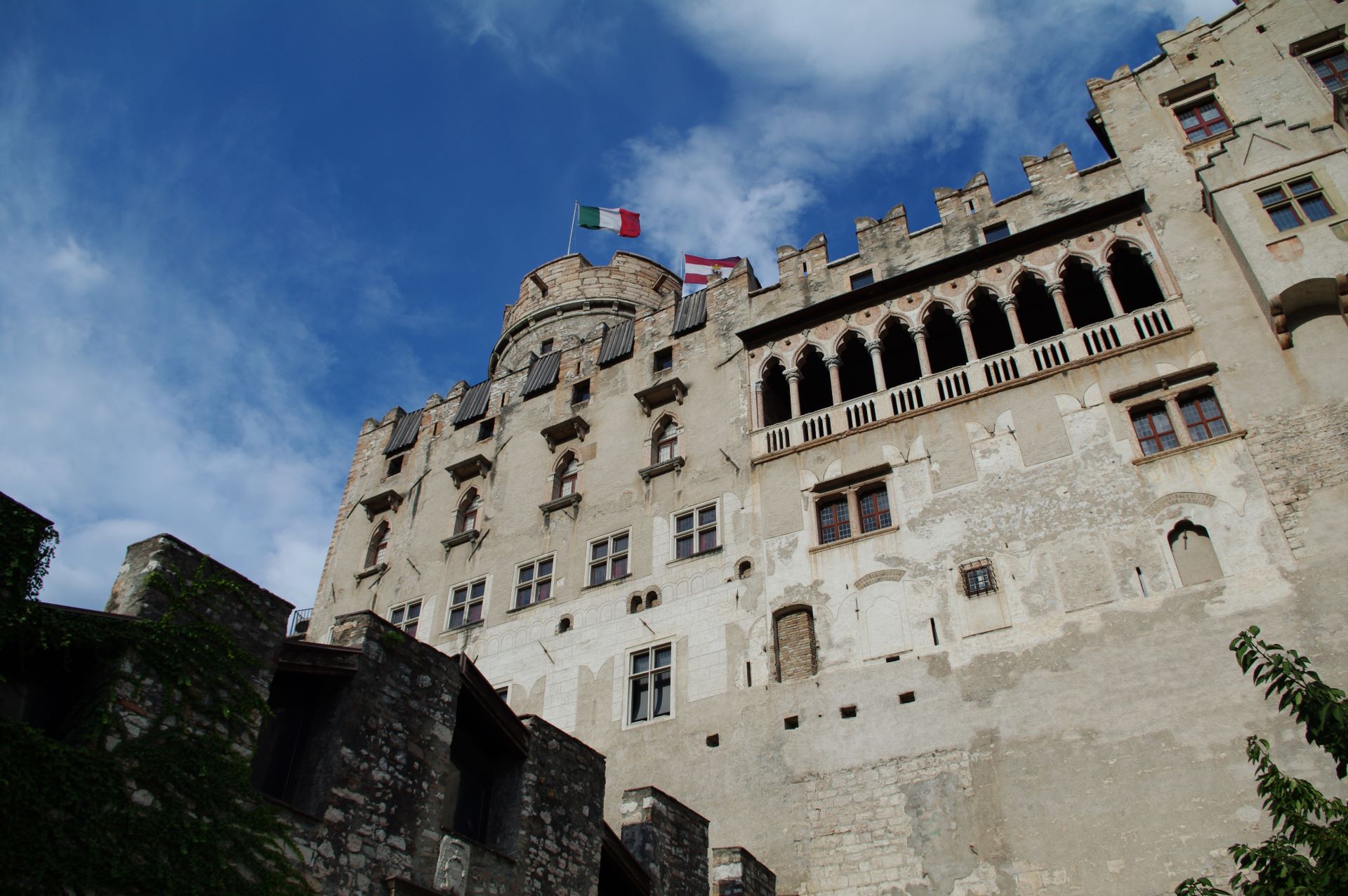 Wir schauen uns nochmals das Schloss an