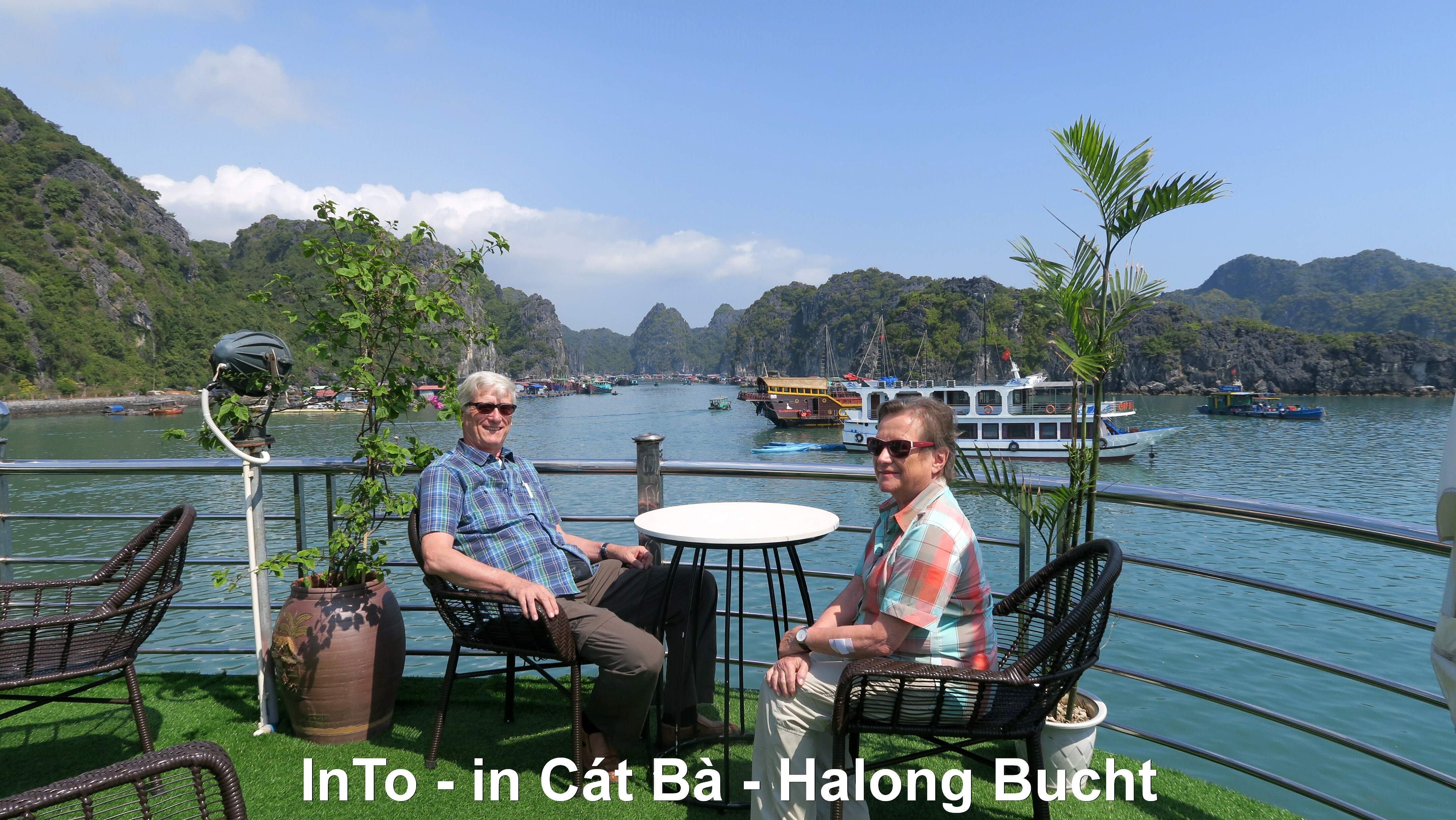InTo in der Halong Bucht, Vietnam