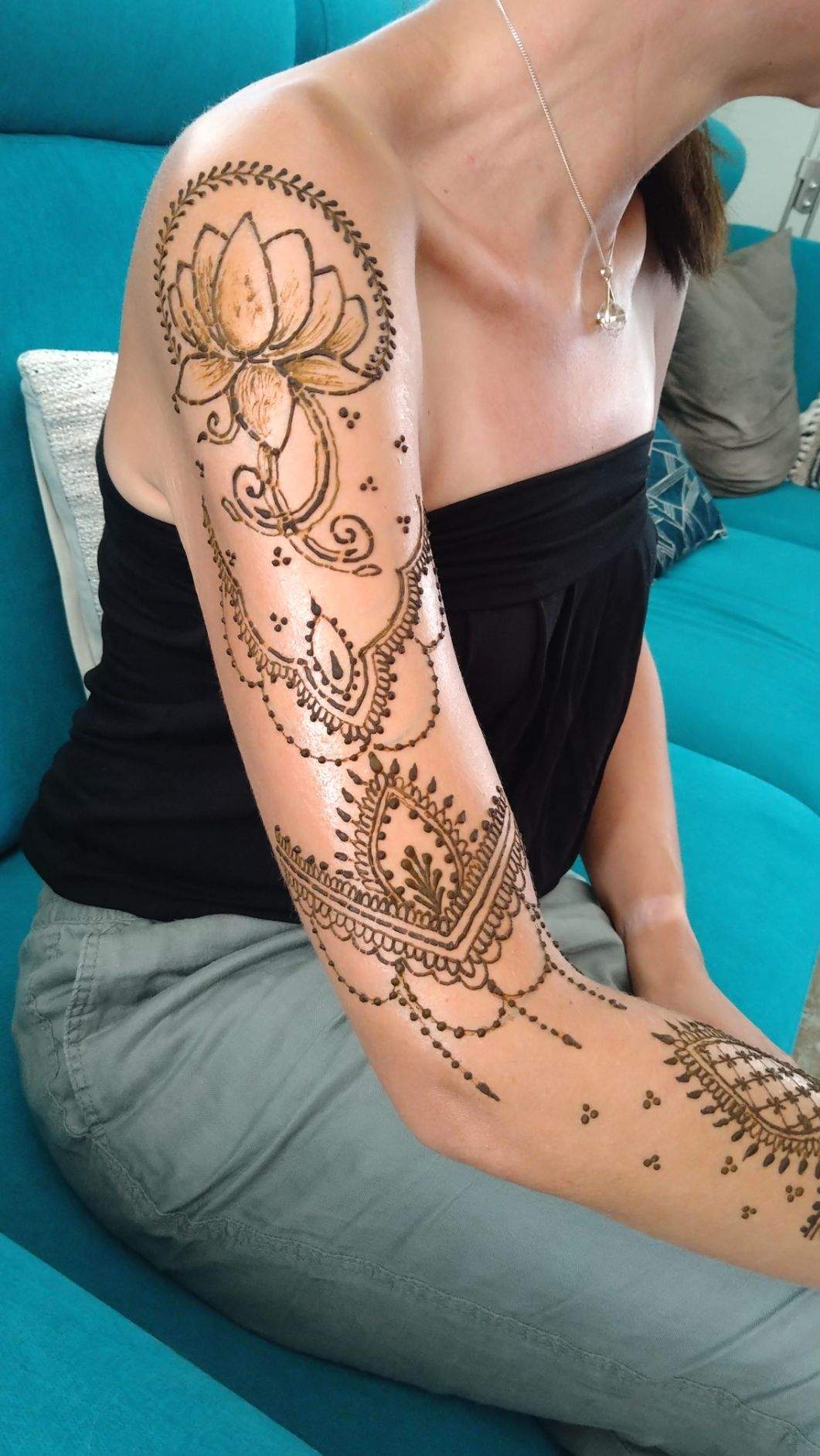 Henna Design für den ganzen Arm