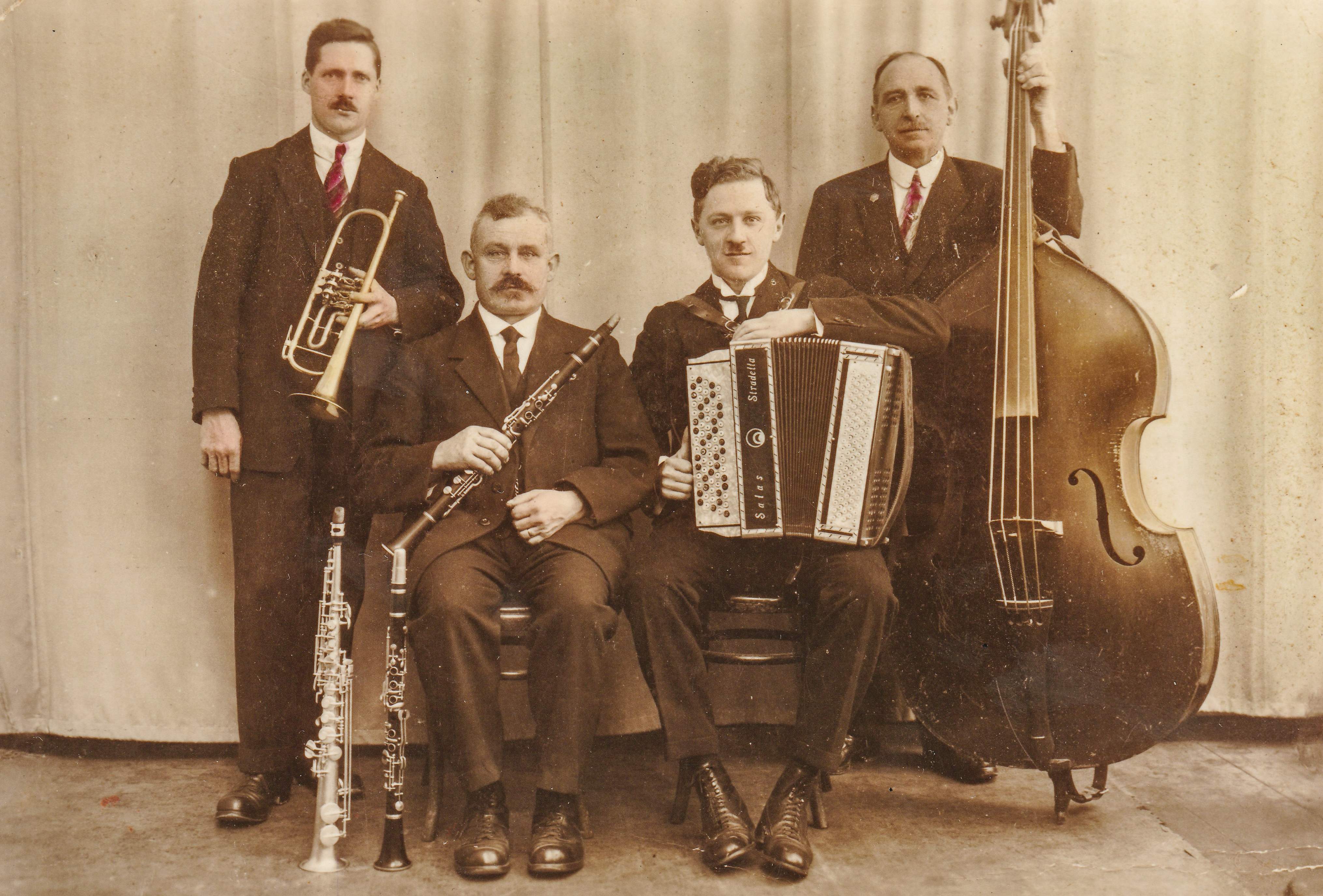 Beautiful Old Photographs - Eduard (BNID6326) and his Band