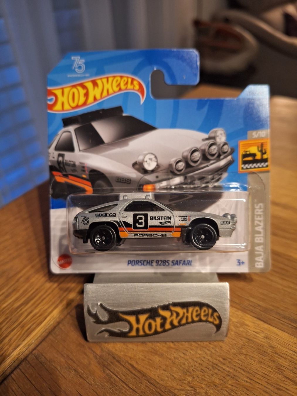 Hot Wheels Baja Blazers 2023 Porsche 928S Safari 5/10 S