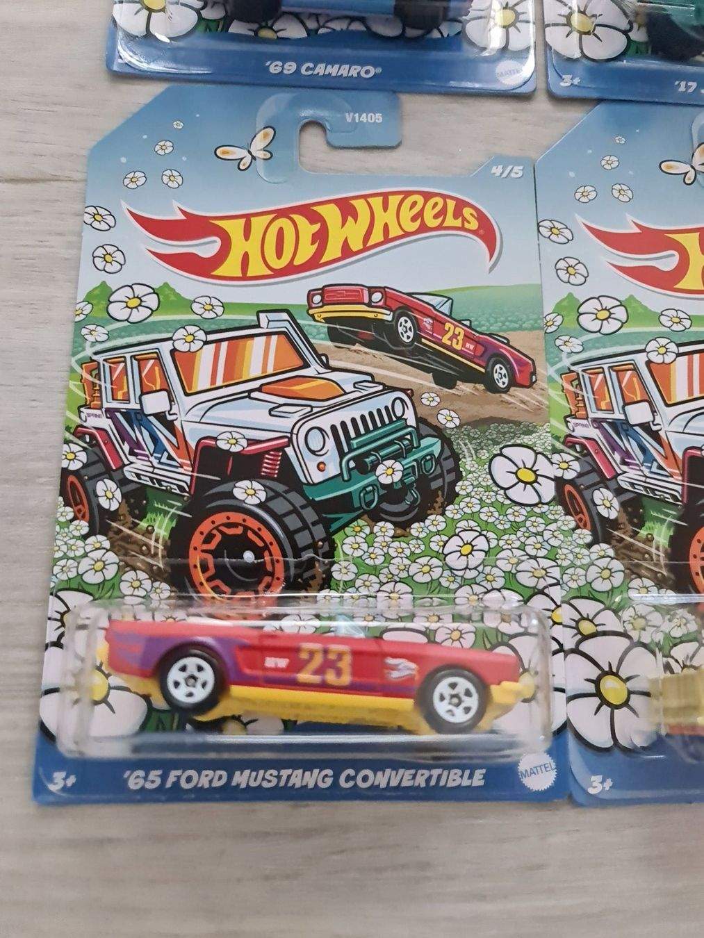 komplettes Set Hot Wheels Easter / Spring Series 2023 Long Card