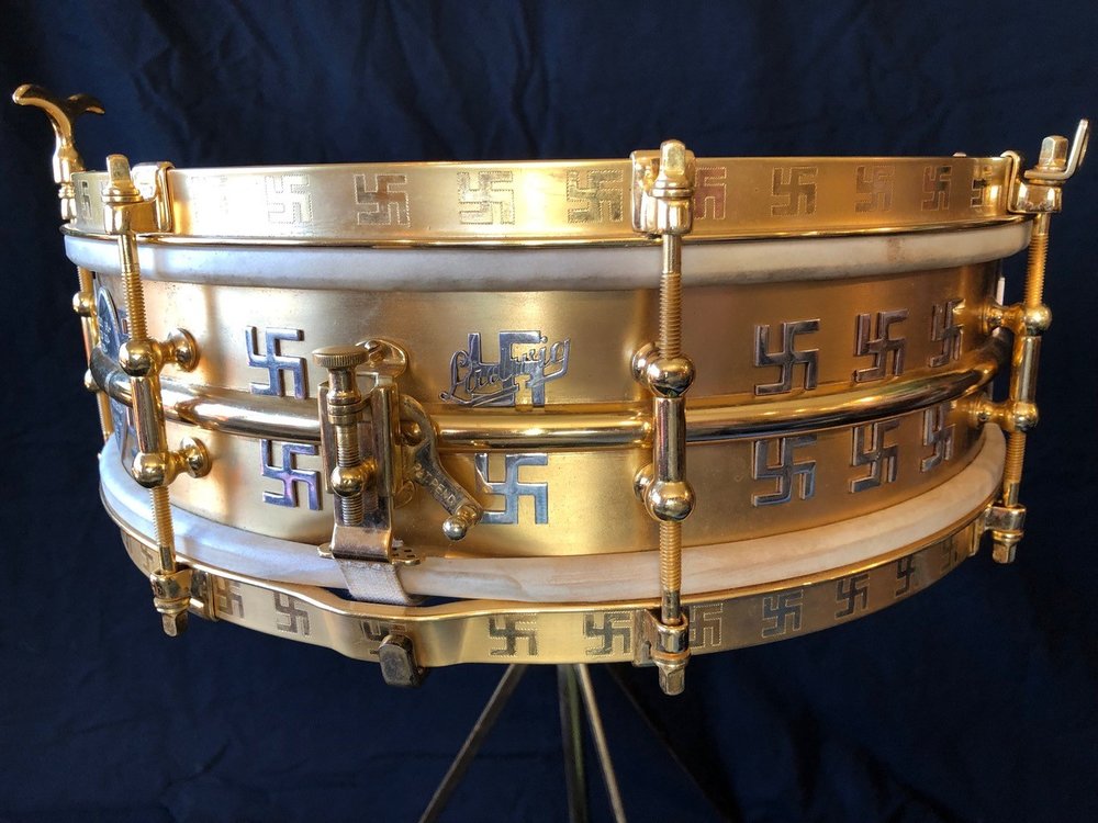 Foto-7-Ludwig-Snare-drum-aus-Gold-und-Silber-die-teuersten-Snare-Drum-der-Welt