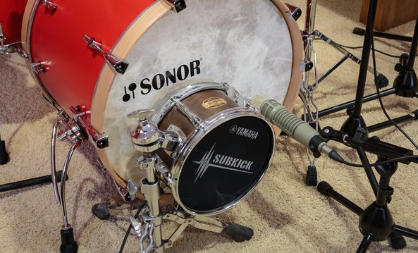 Foto-gesampelte-Bass-Drum-Sonor-SQ1-und-Yamaha-Subkick