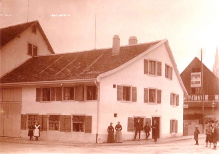 Das Wochele-Haus mit der Fassadenseite Schlossgasse