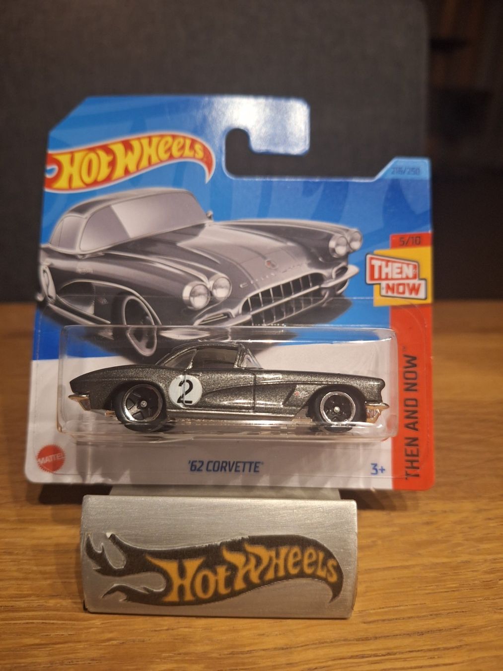 Hot Wheels Then and Now 2023 62 Corvette 5/10 S