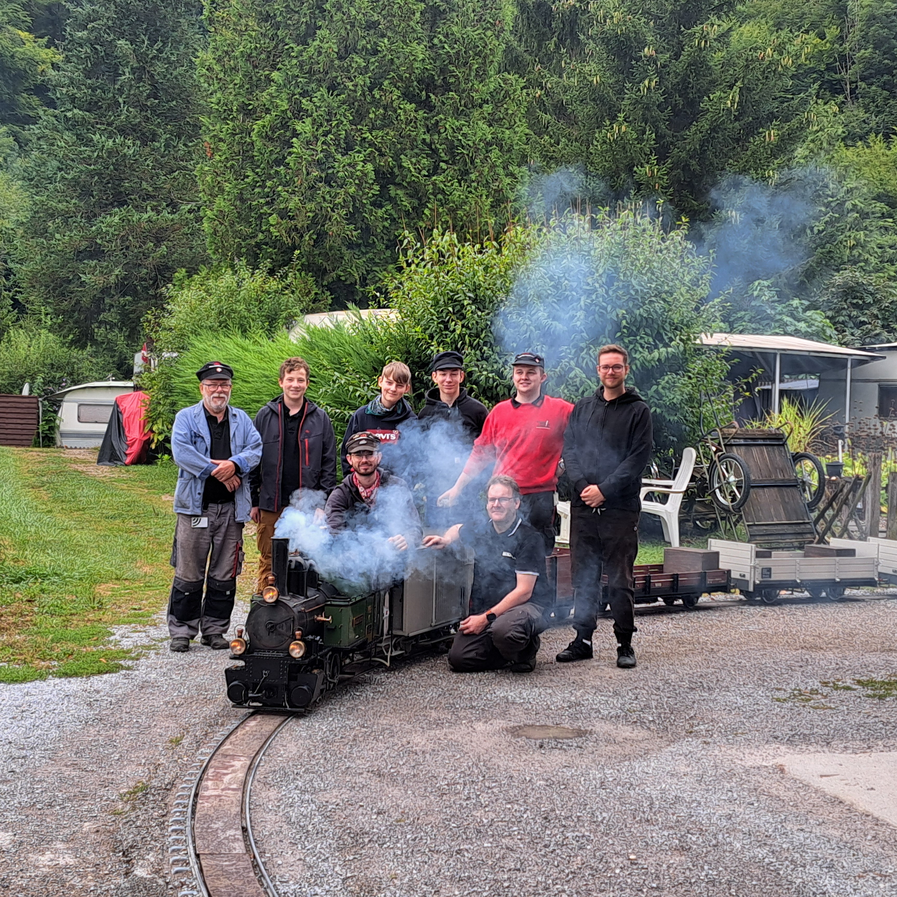 Das Team der MRB mit dem Neuen WB Zug