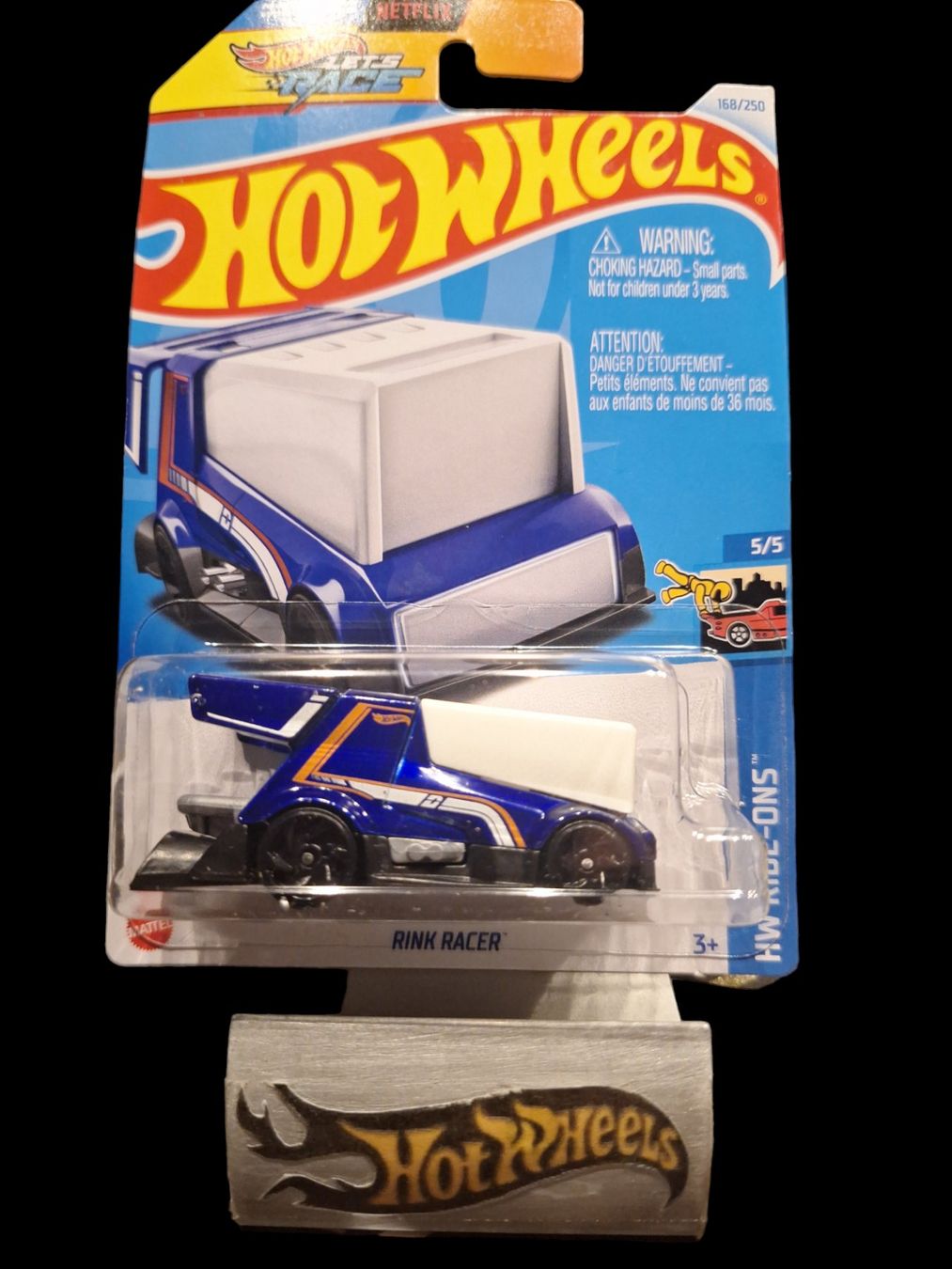 Hot Wheels HW Ride-Ons 2024 Rink Racer 5/5 L