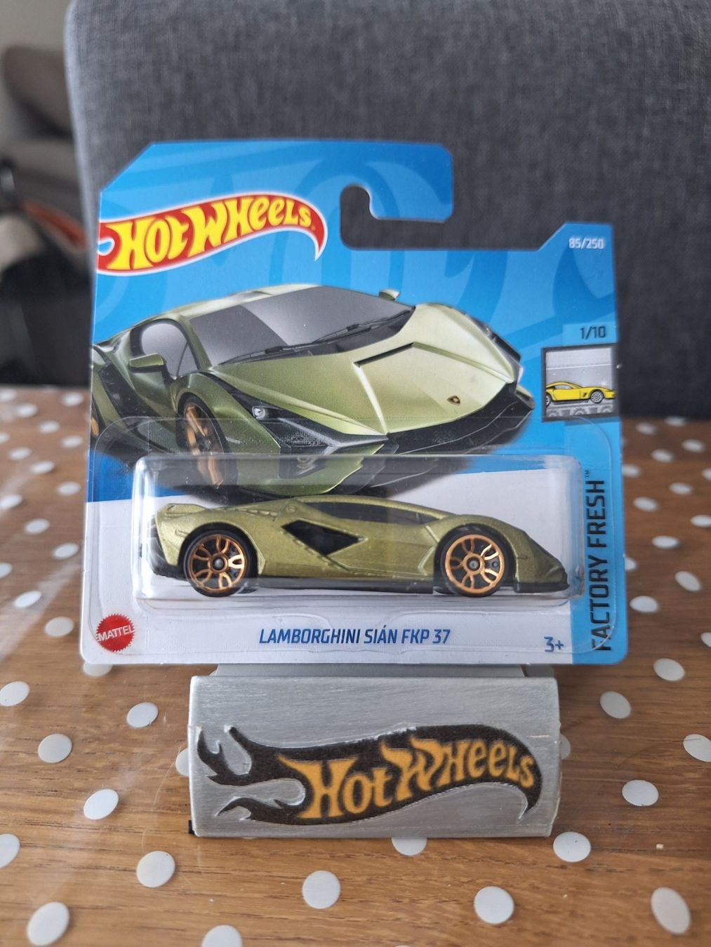 Hot Wheels Factory Fresh 2022 Lamborghini Sian FKP 37 1/10 S