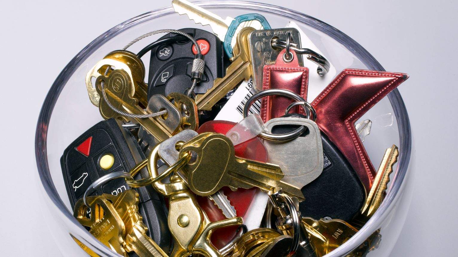 Auto Schlüssel nachmachen Schweiz, Auto Schlüssel kopieren, Auto Schlüssel codieren, Auto Schlüssel reparieren, Auto Schlüssel mit Fernbedienung, Auto Schlüssel mit Wegfahrsperre, US Oldtimer Schlüssel, Wohnwagen Schlüssel, Wohnmobil Schlüssel, Lastwagen Schlüssel, Velo Schlüssel,