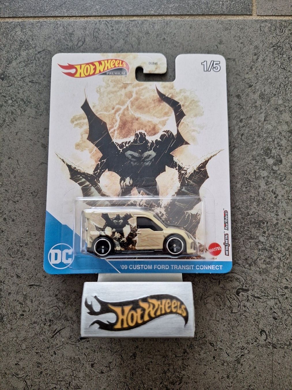 Hot Wheels Premium DC Universe Batman Comics 2022 Set