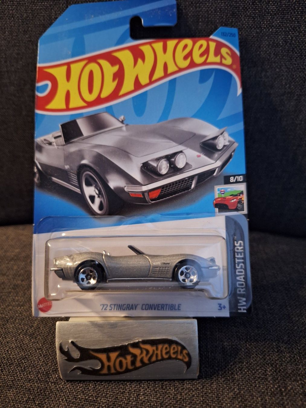 Hot Wheels HW Roadsters 2023 72 Stingray Convertible 8/10 Long Card