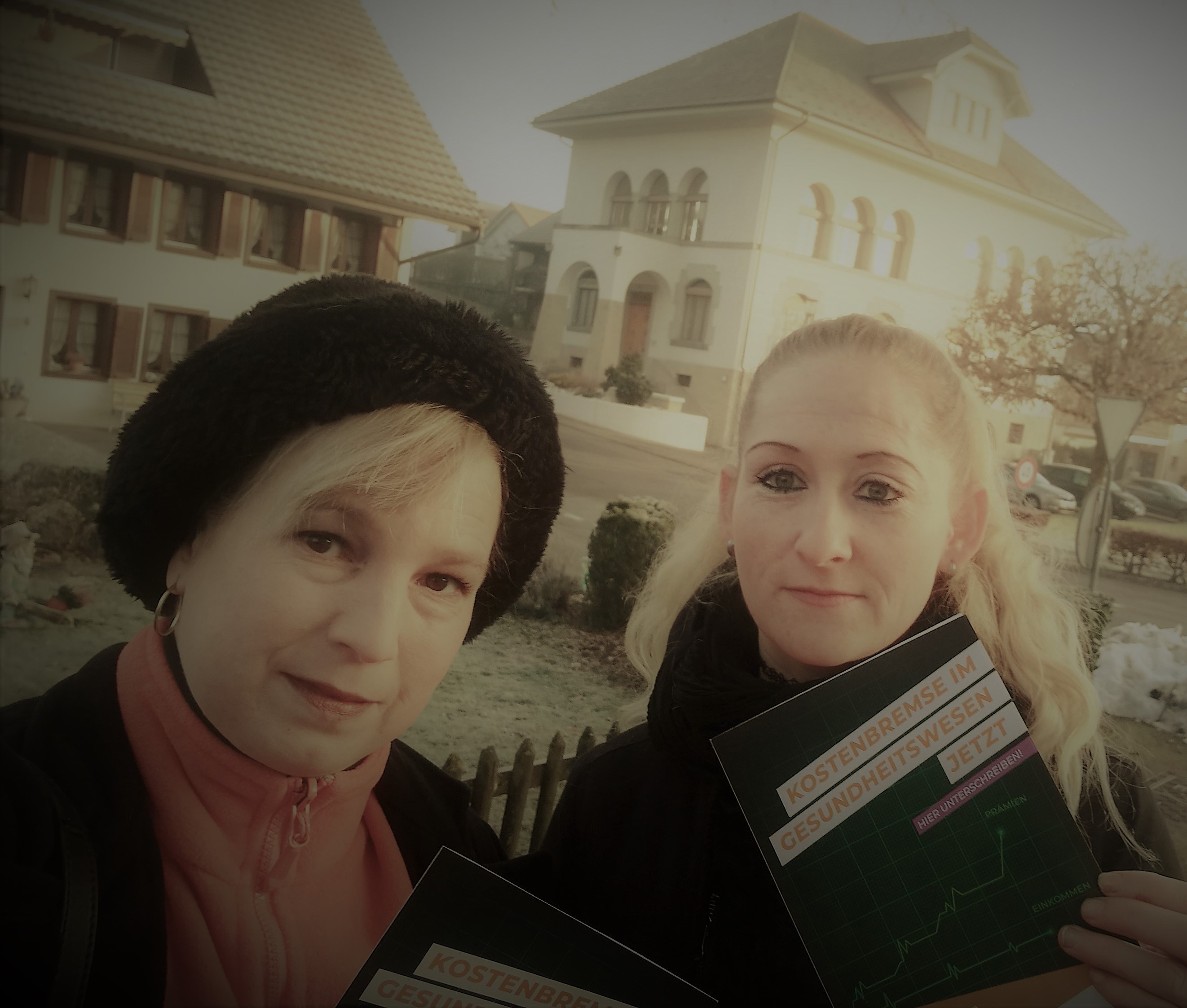 CVP sammelte Unterschriften für die #Kostenbremse in Birrwil