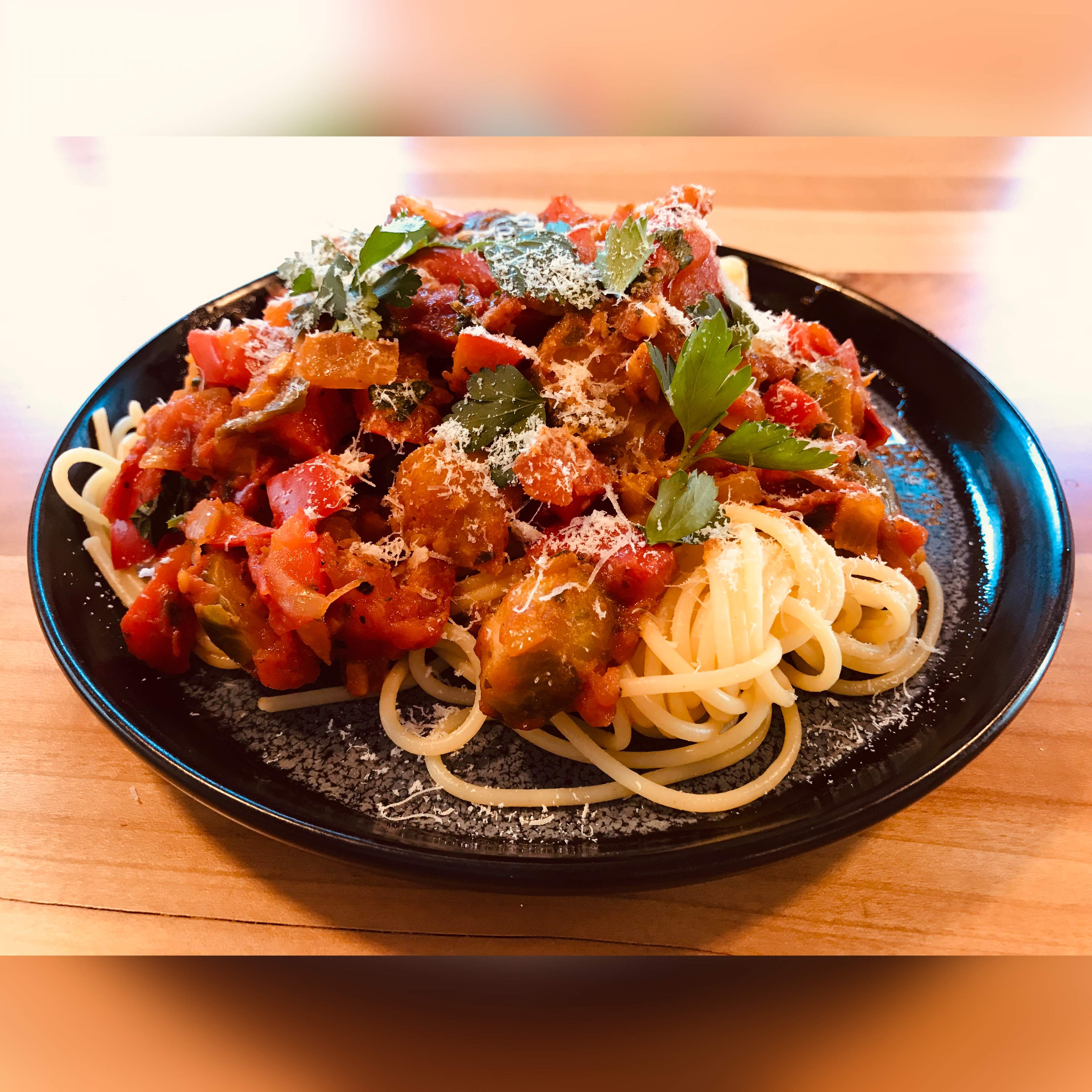 Spaghetti mit Rosenkohl und Paprika