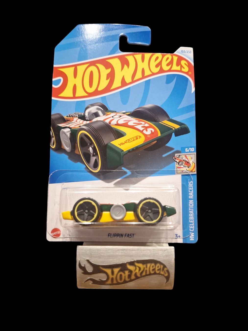 Hot Wheels HW Celebration Racers Flippin Fast 6/10 L