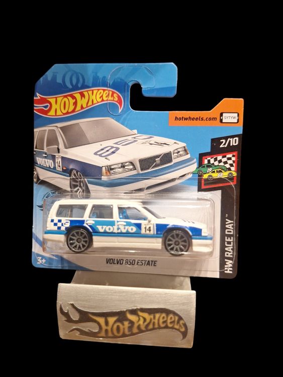 Hot Wheels HW Race Day 2020 Volvo 850 Estate 2/10 S