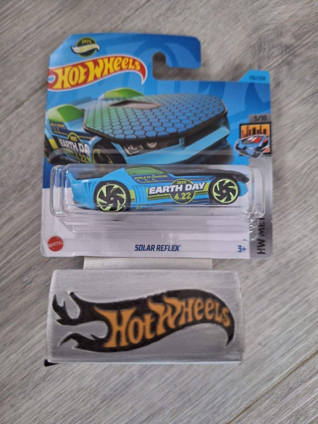 Hot Wheels HW Metro 2023 Solar Reflex 5/10 Short Card