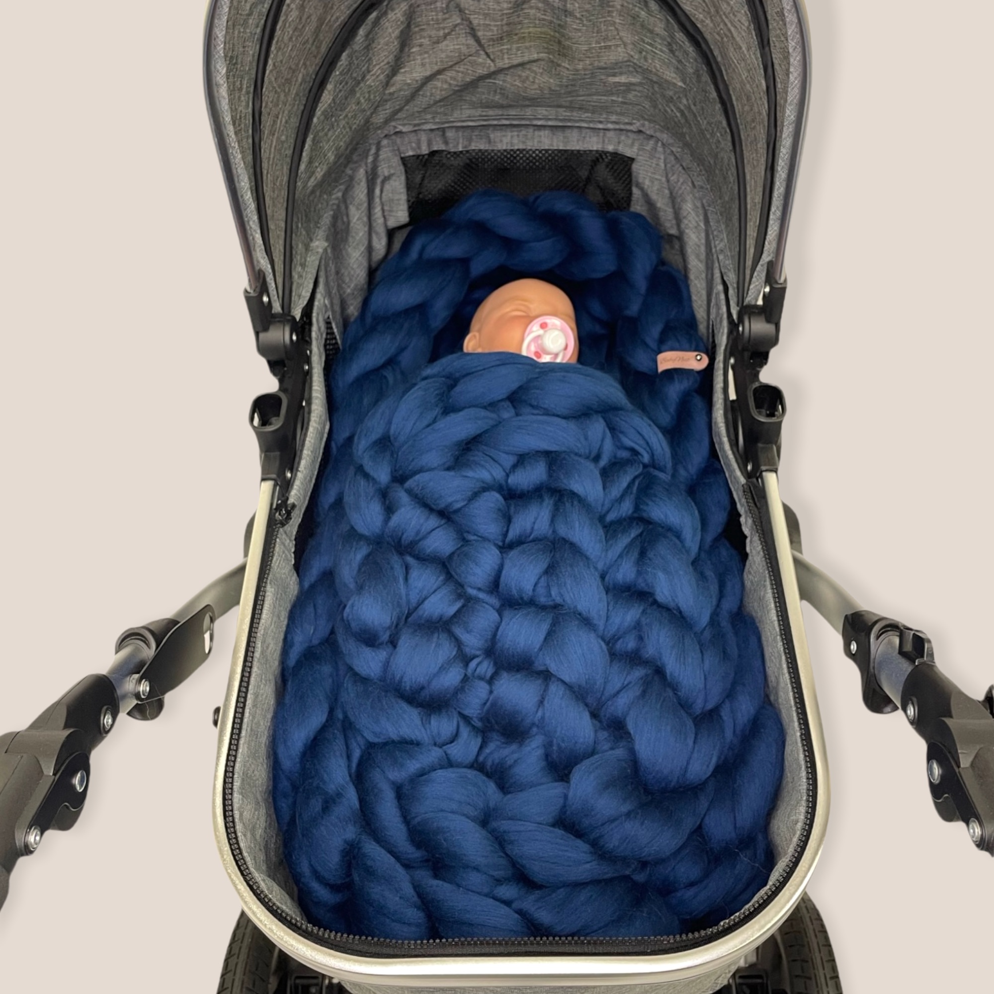 Babynest Chunky Knit mit Decke 2 in 1 aus Merinowolle