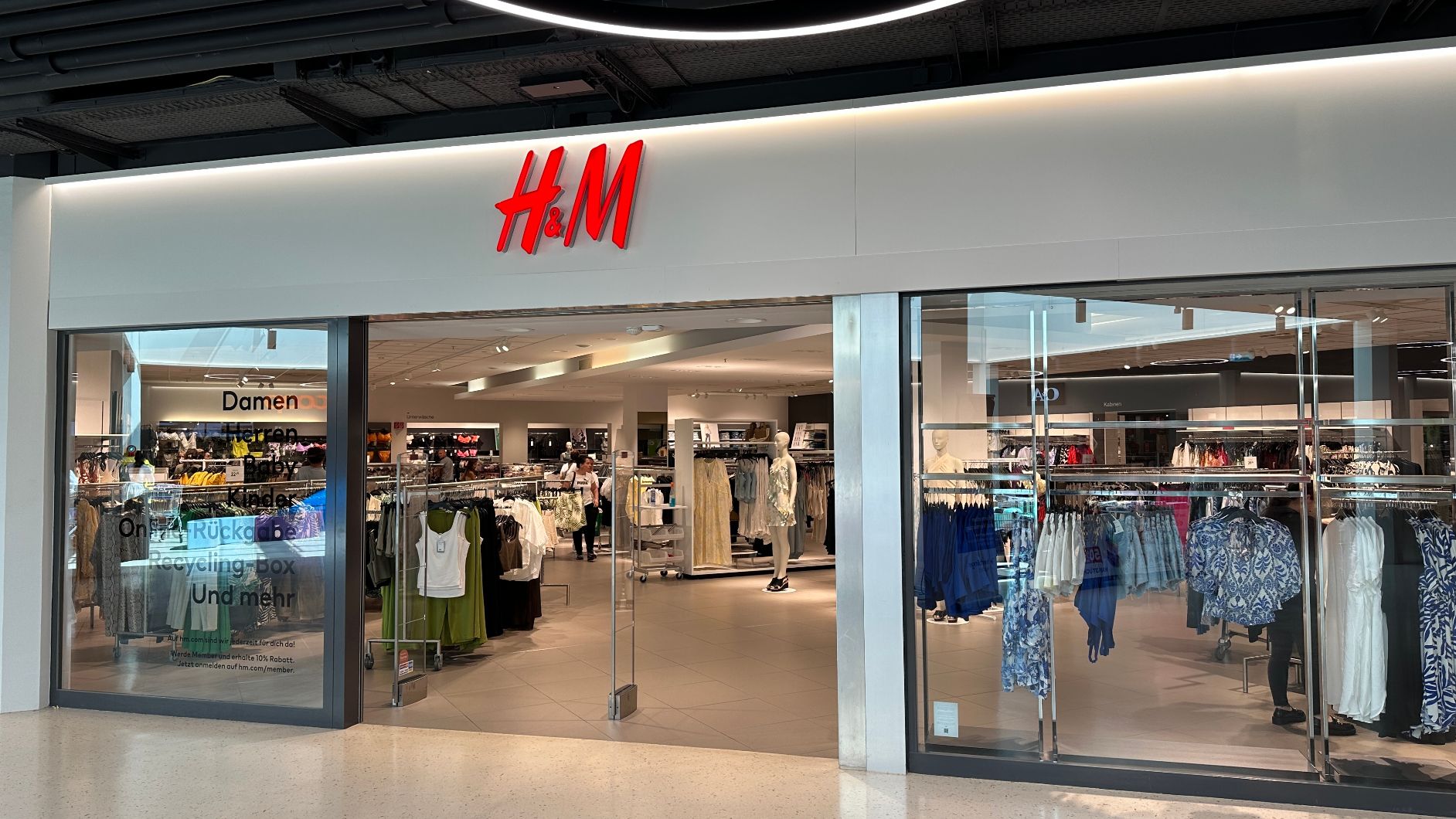 [S10] Auffrischung H&M Store Schaffhausen