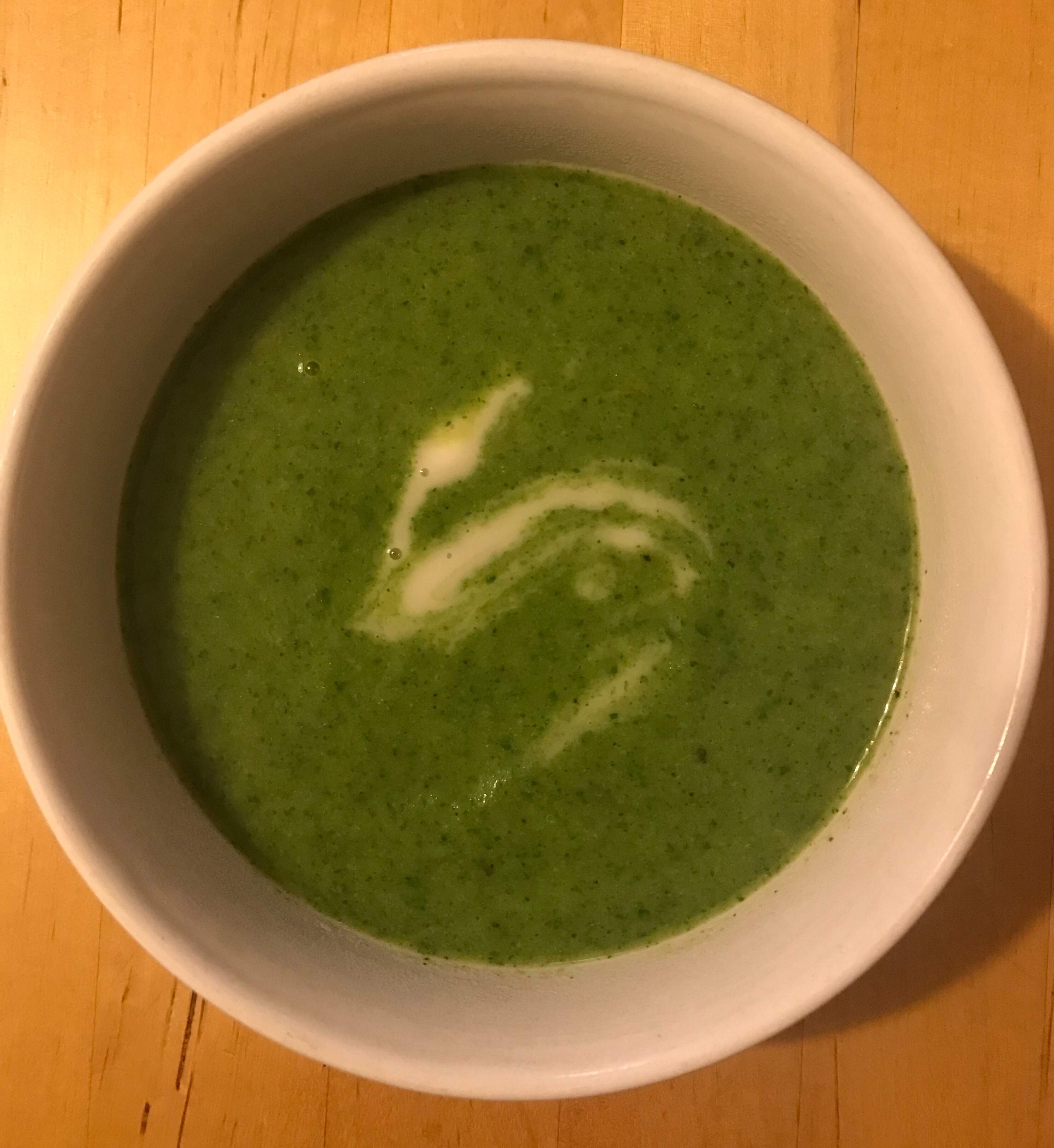 Brokkoli-Spinat-Suppe