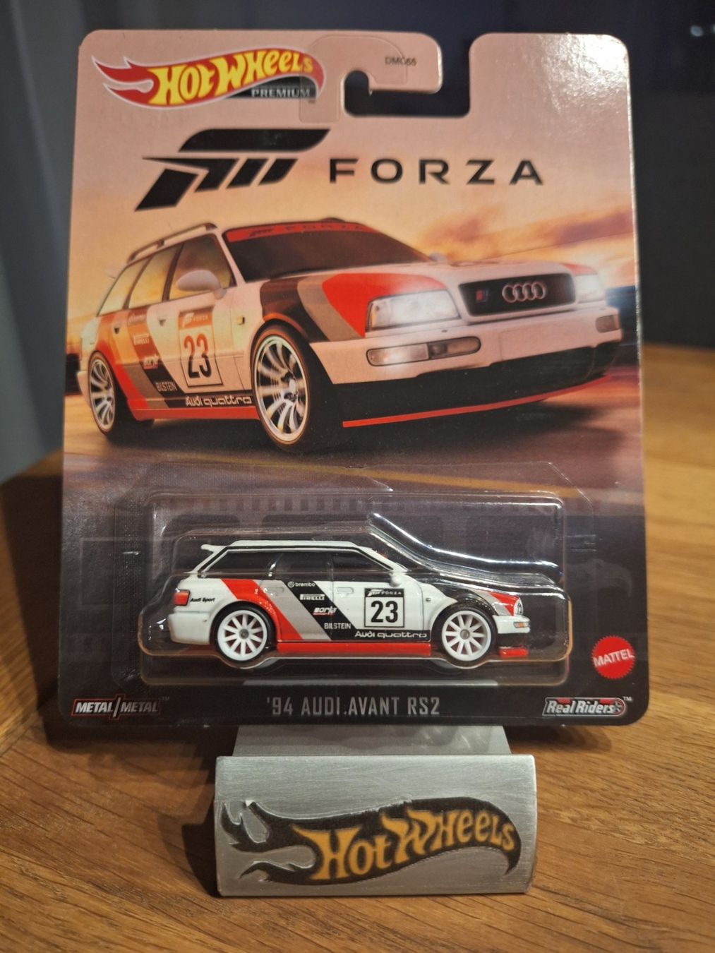 Hot Wheels Premium 2023 Forza 94 Audi Avant RS2