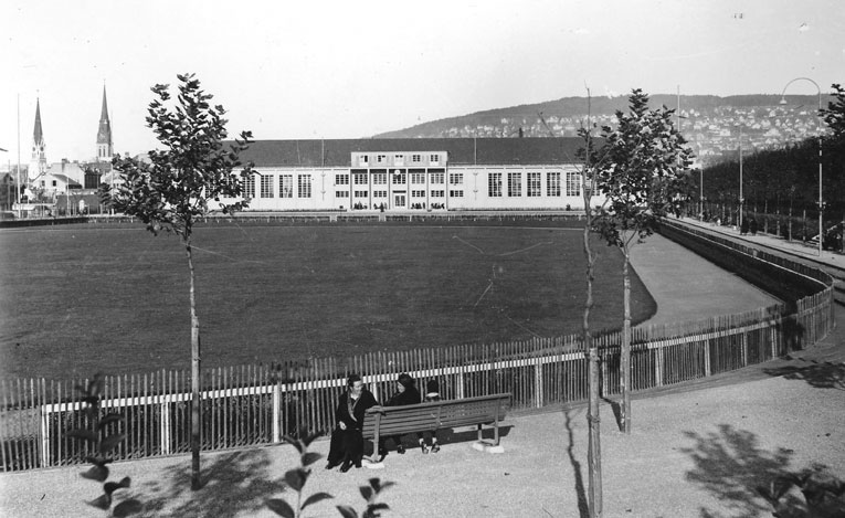 Die Sportanlage Sihlhölzli um 1935