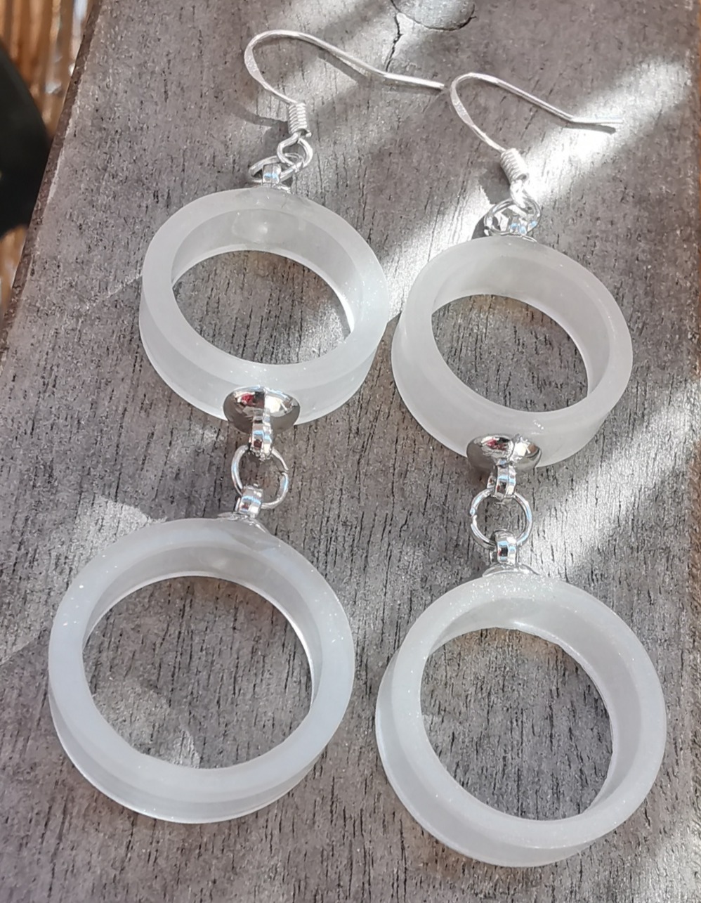 9050 - White Double Ring Earrings