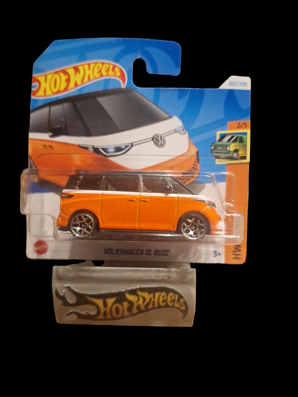 Hot Wheels HW Vans 2024 Volkswagen ID. Buzz 2/5 S