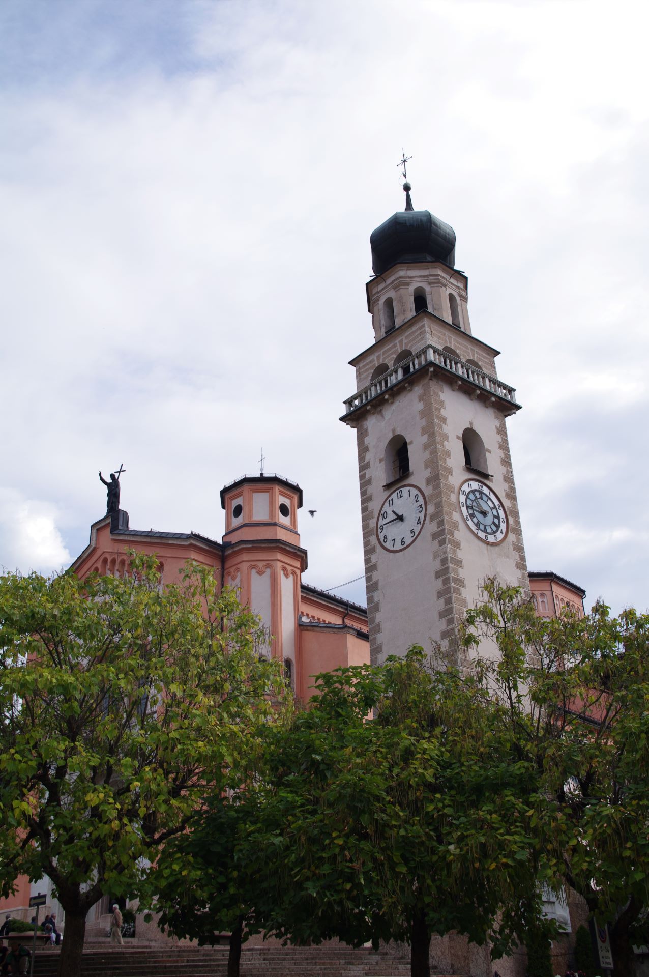 Die Kirche von Levico Terme