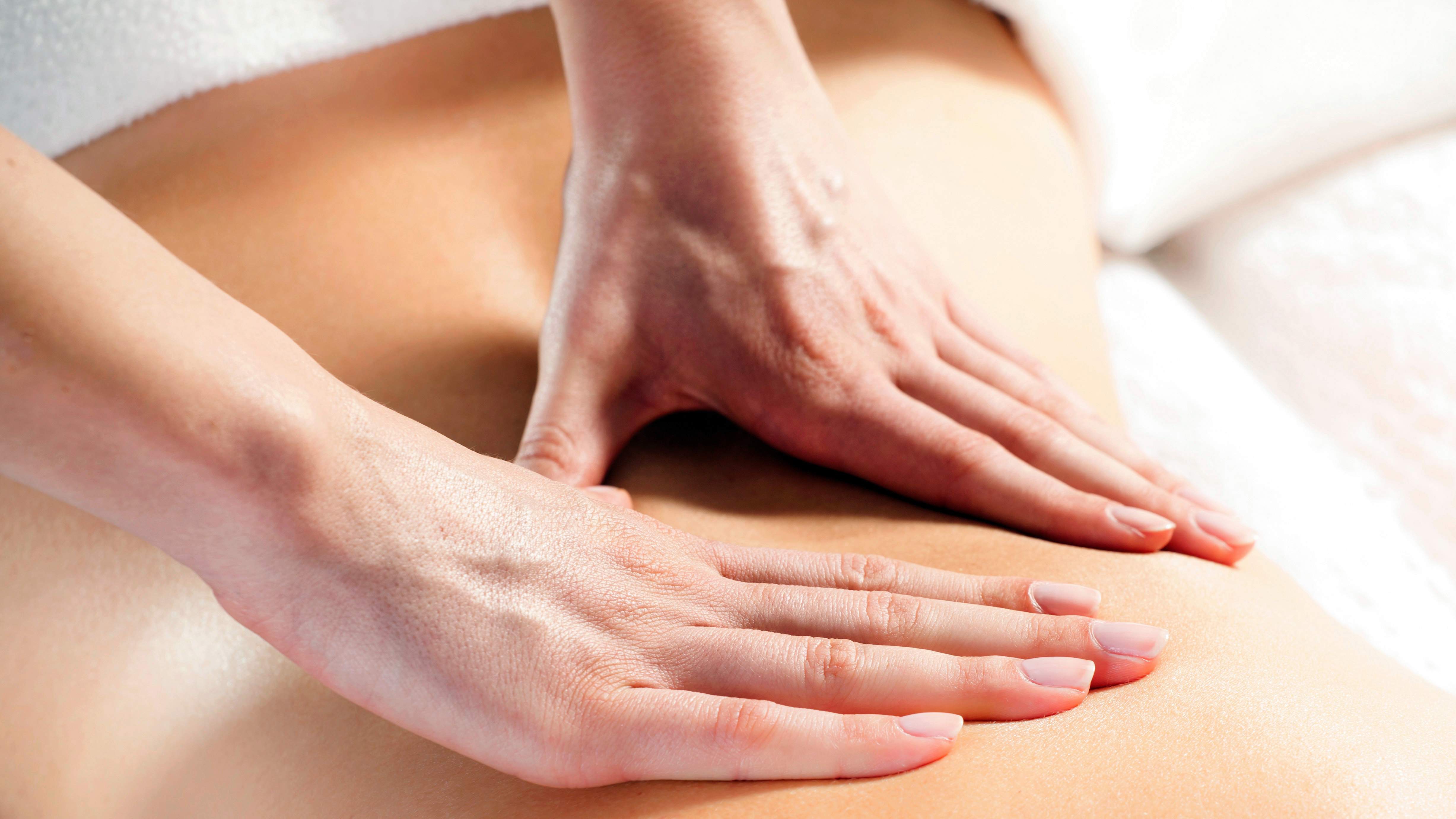 Klassische Massage in Zürich, Claudia Lüscher, diplomierte Naturheilpraktikerin TEN