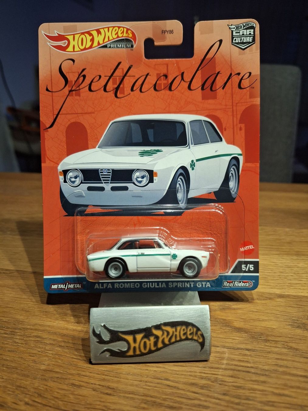 Hot Wheels Premium Spettacolare 2023 Alfa Romeo Giulia Sprint GTA 5/5