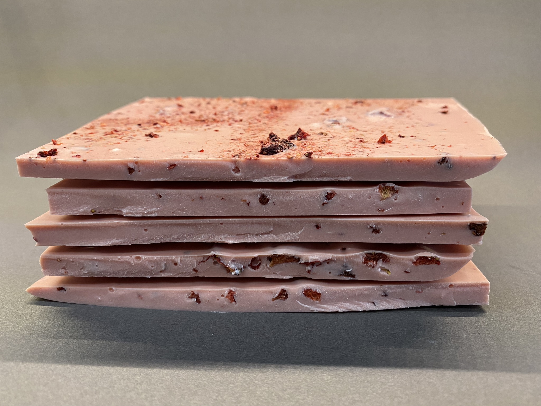 FrischSchokolade Erdbeer-Sauerrahm weiss 35