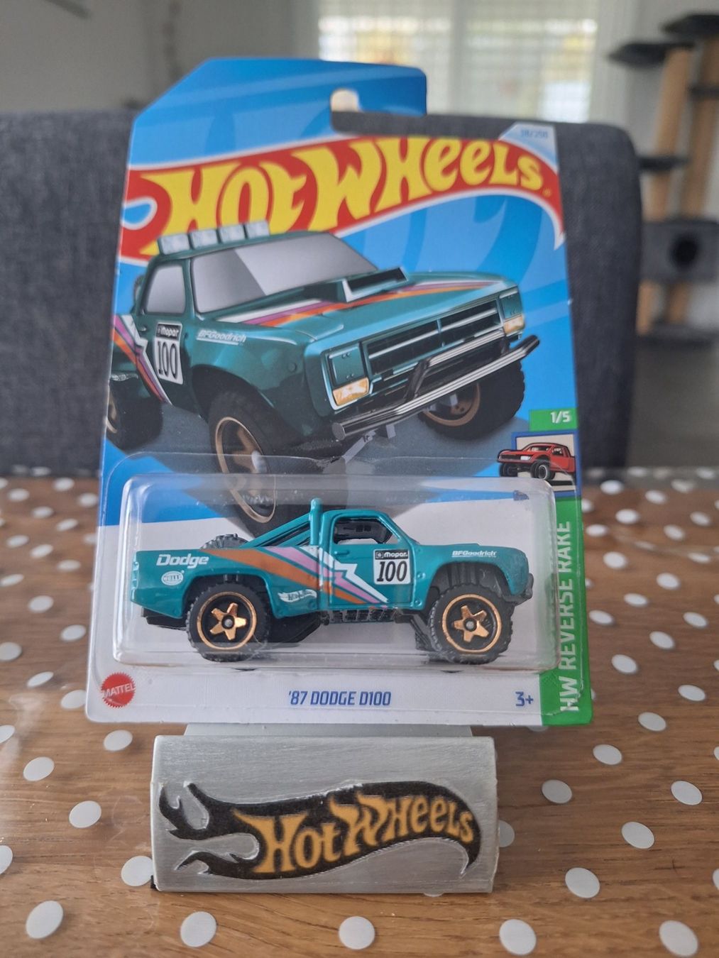 Hot Wheels HW Reverse Rake 2024 87 Dodge D100 1/5 L