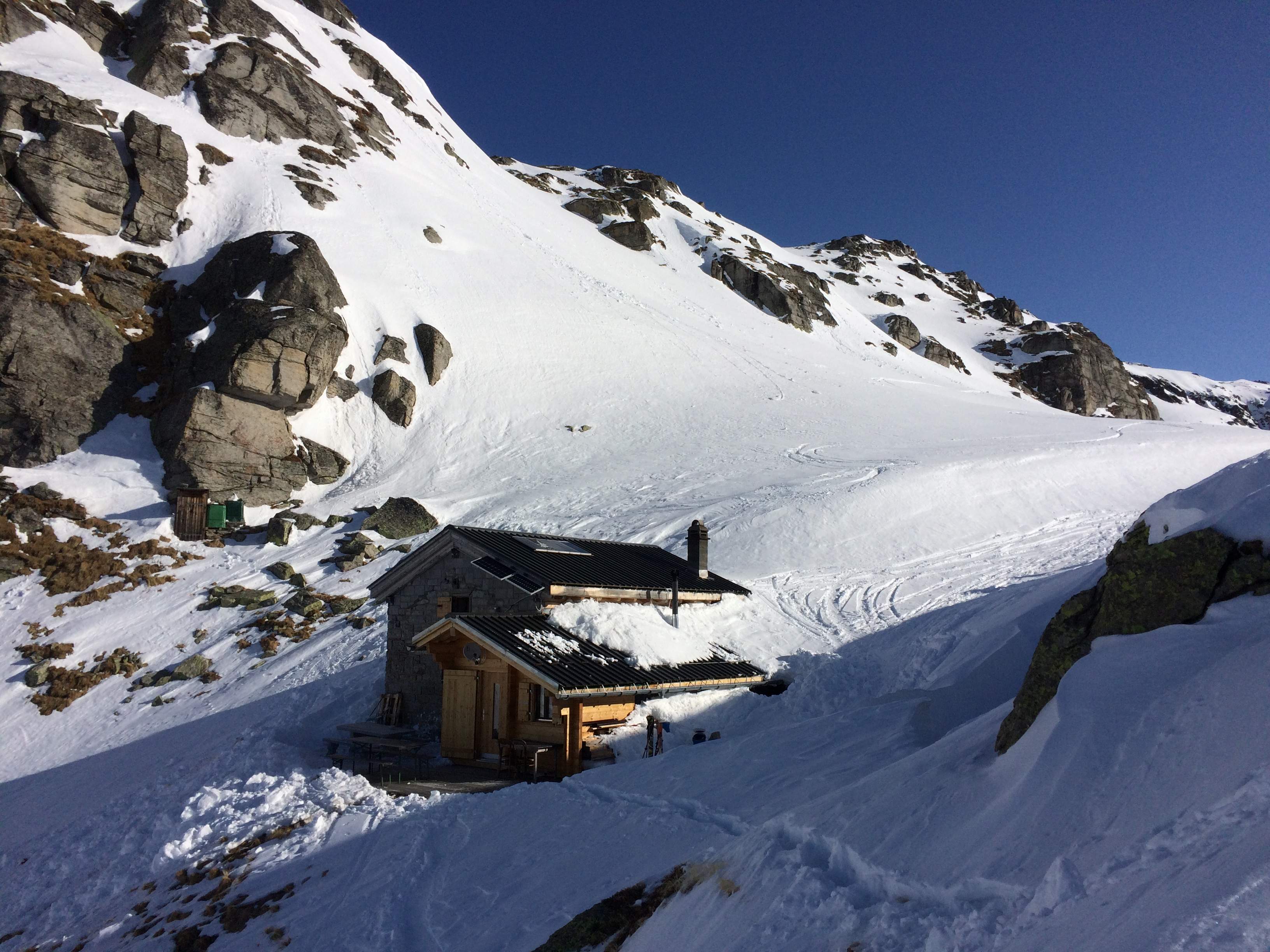 Mittlenberghütte im Winter