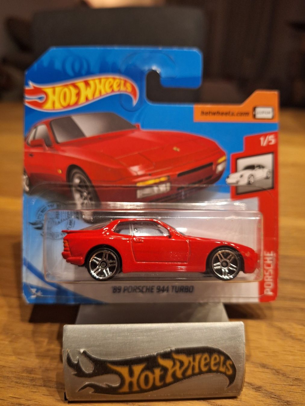 Hot Wheels Porsche 2020 89 Porsche 944 Turbo 1/5 S