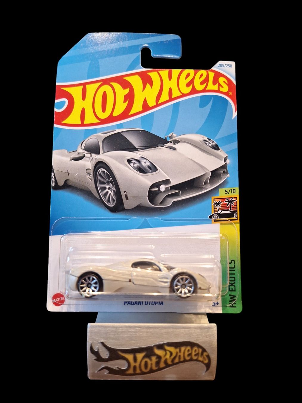 Hot Wheels HW Exotics 2024 Pagani Utopia 5/10 L