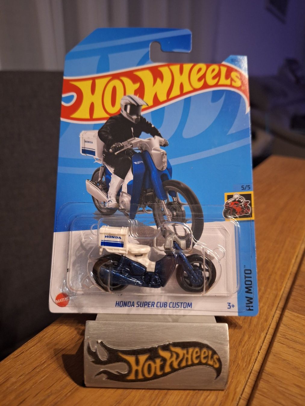 Hot Wheels HW Moto 2023 Honda Super Cub Custom 5/5 L