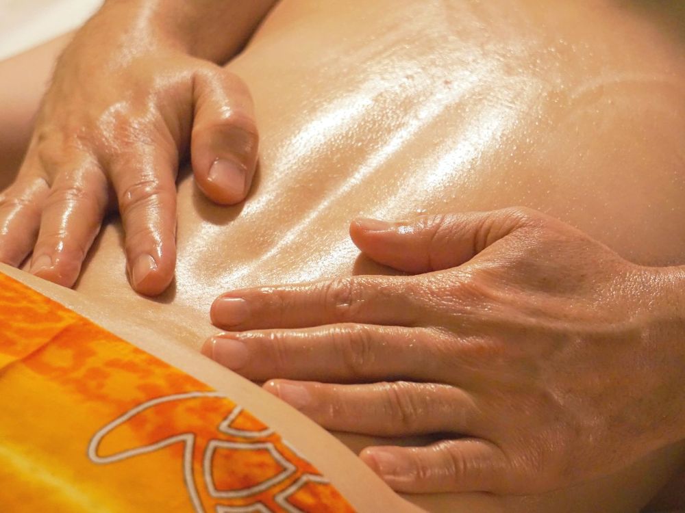 Massagegriff Lomi Lomi Nui