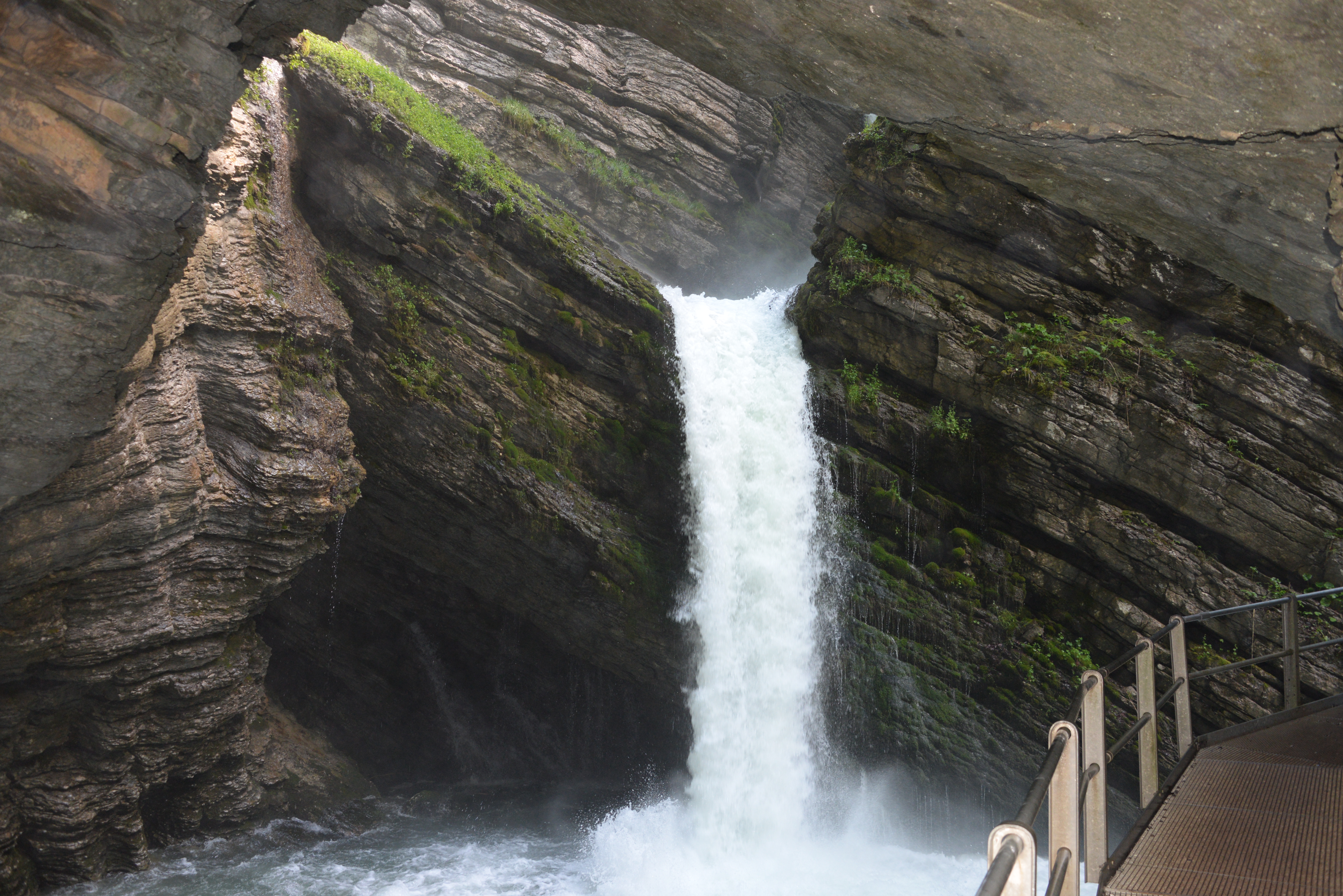 Wandbild Querformat - 20x30cm. - 40x60cm. - (31)A - Wasserfall Thur