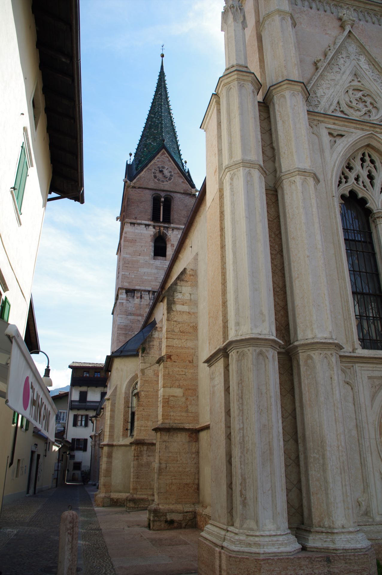 Die Kathedrale ist eines der Hauptmerkmale der Stadt Trento