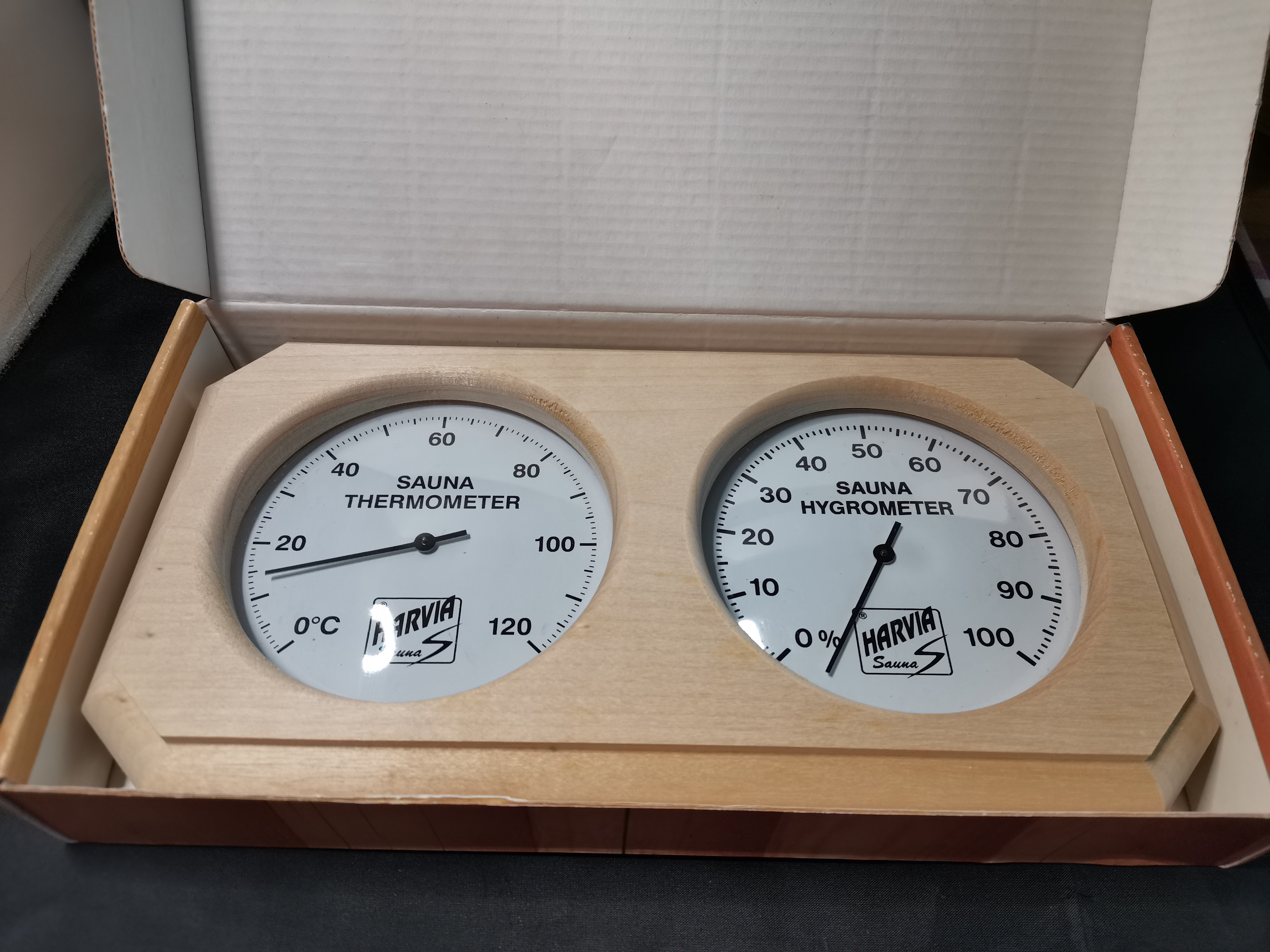 Thermo / Hygrometer von Harvia NEU